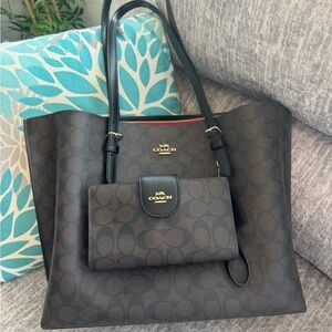 Brown Coach tote with matching wallet. Gently used. No odor, smoke free home.